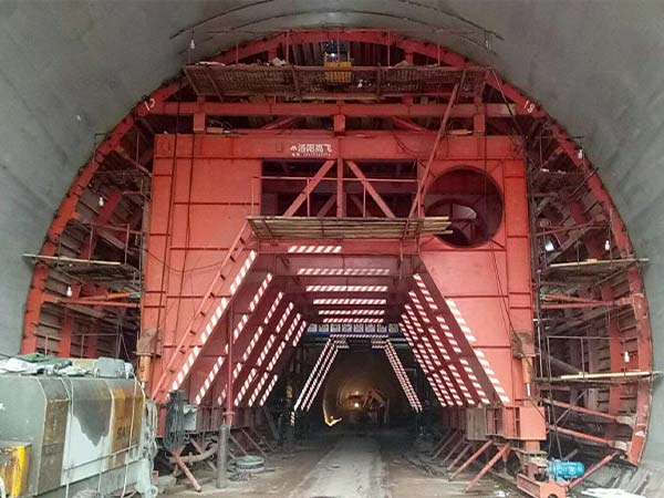 Double-track railway lining trolley