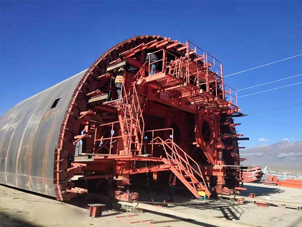 Double-track railway lining trolley